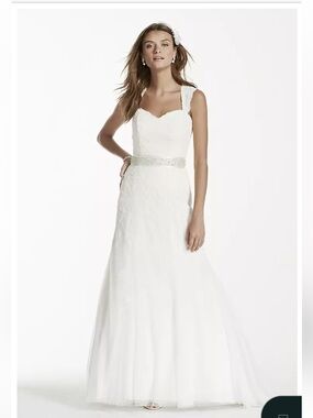 As-Is Lace Cap Sleeve Wedding Dress